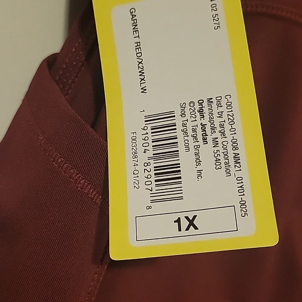 All IN MOTION Garnet Red High Rise Workout Pants Legging 1x Nwt - Picture 7 of 7